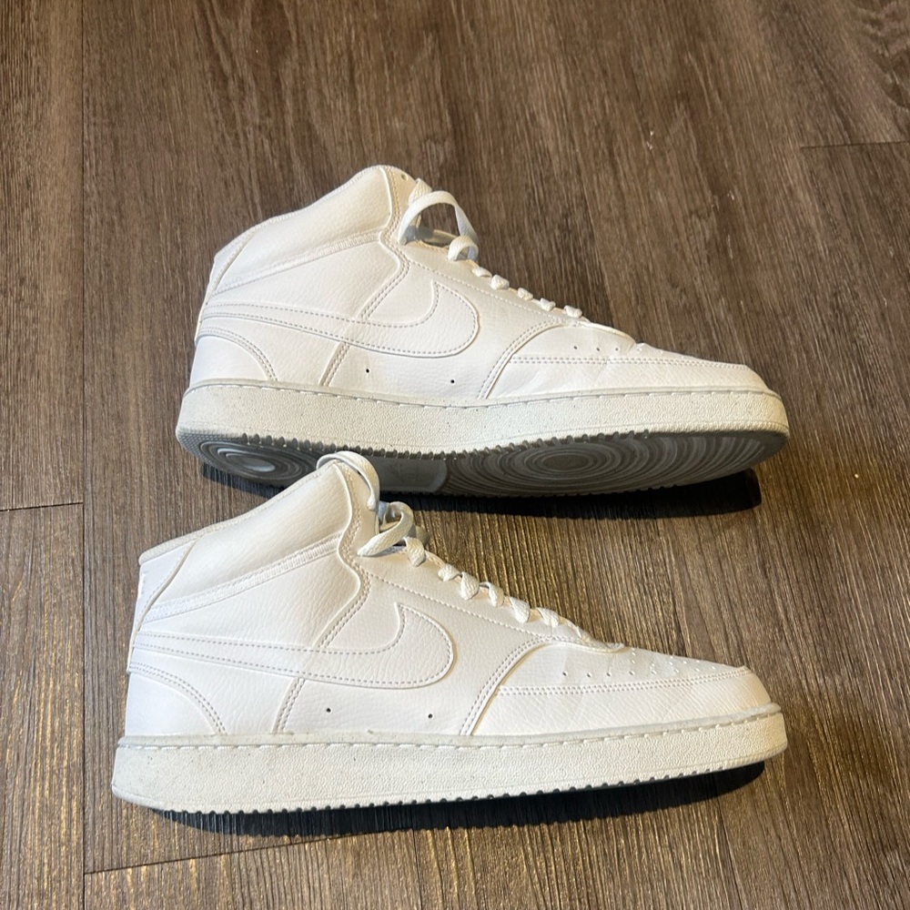 Nike Men's White Mid-Top Sneakers